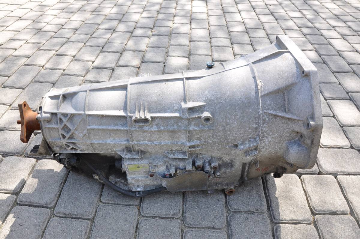 Automatická převodovka ZF 5HP-30 vymontovaná z vozu